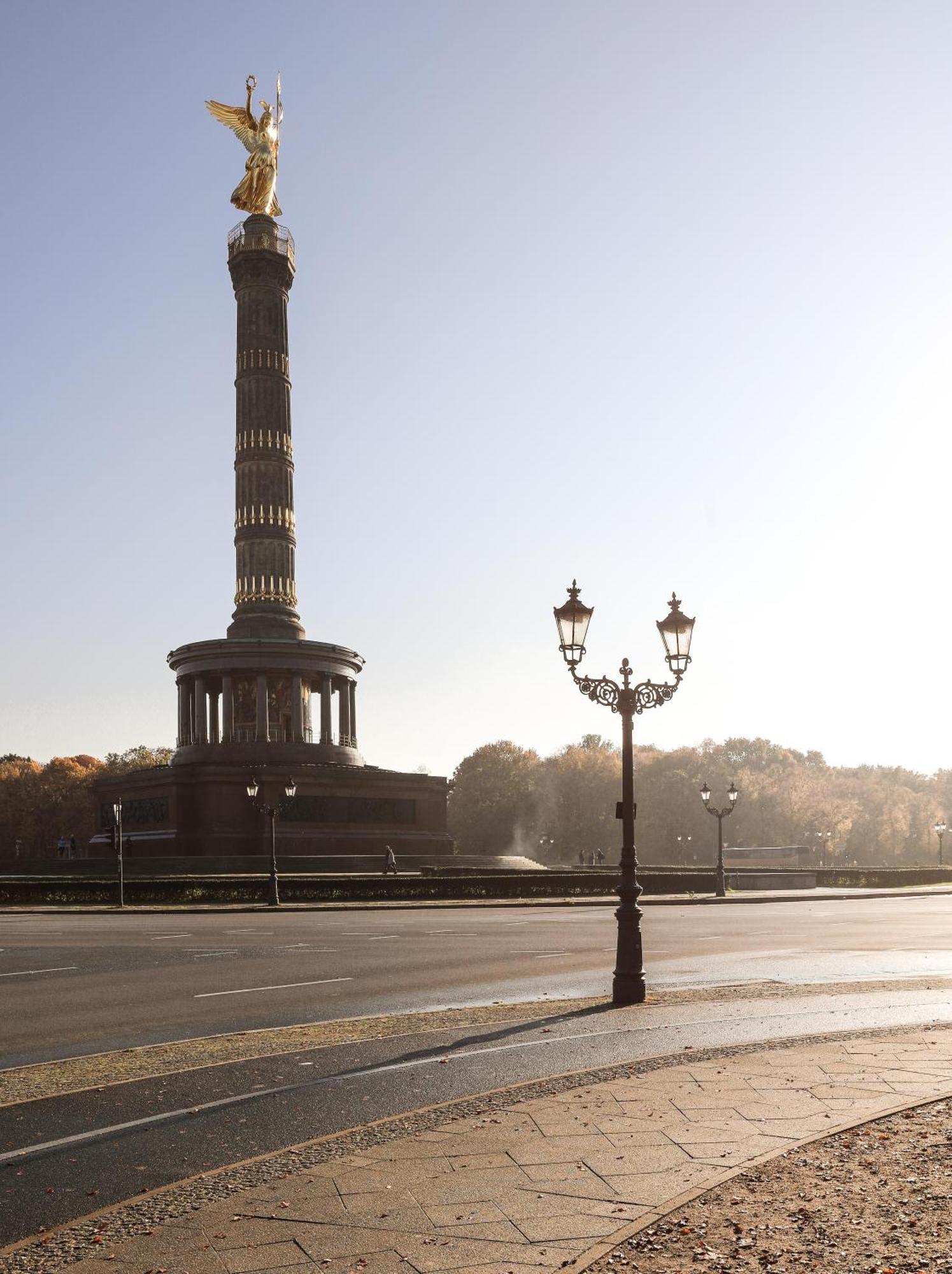 Kpm Hotel & Residences Berlin Luaran gambar The National Monument of the Portuguese Language