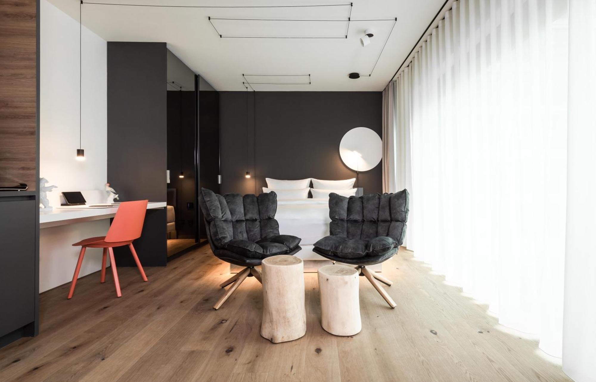 Kpm Hotel & Residences Berlin Luaran gambar A room at the hotel